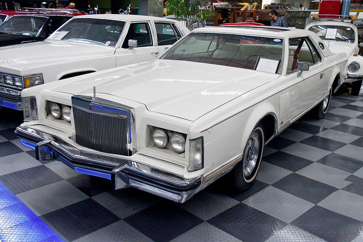 1979 White Lincoln Continental Mark V